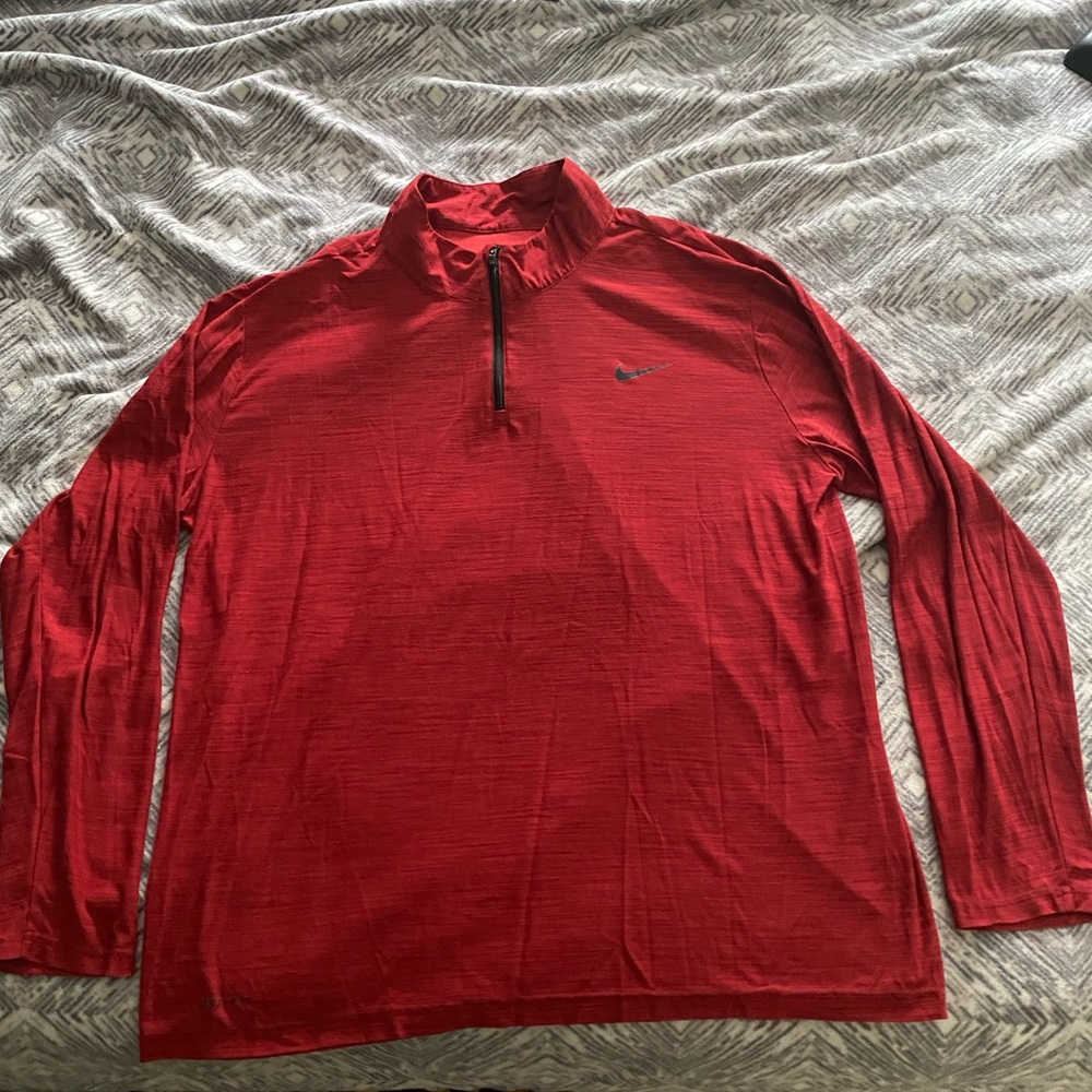 Nike dri fit long sleeve 1/4 zip